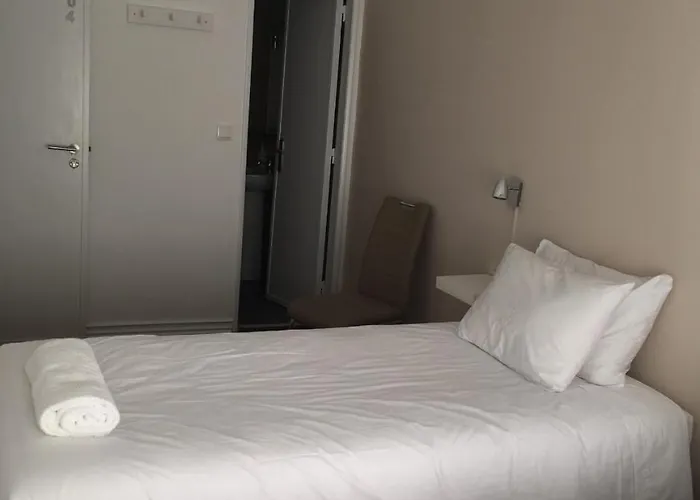 Lx Center Guesthouse